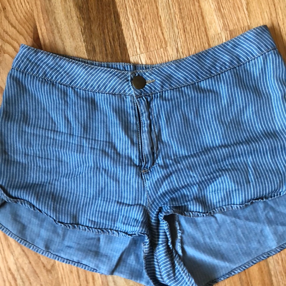 ❌SOLD❌ BDG shorts
